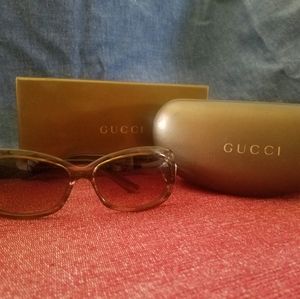 Gucci Sunglasses with case